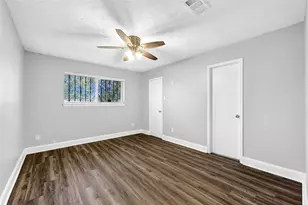 12106 Panay Dr, Houston, TX 77048 - Photo 14