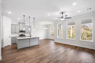 11827 Serena's Song Dr, Montgomery, TX 77318 - Photo 6