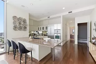 2727 Kirby Dr, Houston, TX 77098 - Photo 14