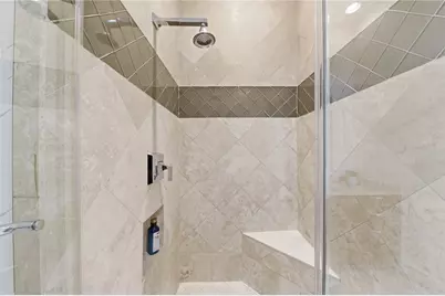 2727 Kirby Drive #16C, Houston, TX 77098 - Photo 32