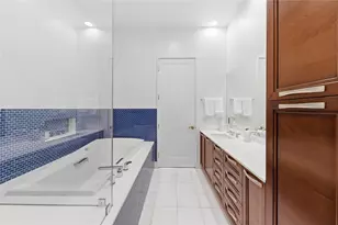 2727 Kirby Dr, Houston, TX 77098 - Photo 48