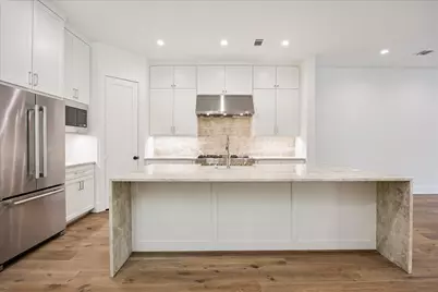 6303 Rodrigo Street #A, Houston, TX 77007 - Photo 10