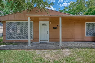 5962 Willow Glen Drive, Houston, TX 77033 - Photo 2