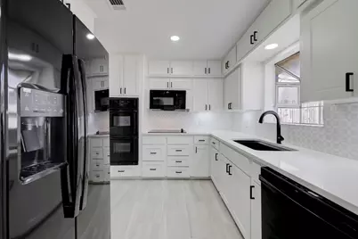 5530 Lincrest Lane, Houston, TX 77056 - Photo 8