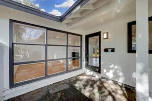 5530 Lincrest Ln, Houston, TX 77056 - Photo 2