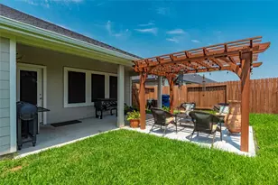9705 Wall St, Texas City, TX 77591 - Photo 18