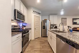 9705 Wall St, Texas City, TX 77591 - Photo 6