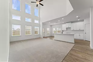 8322 Amethyst Valley Lane, Angleton, TX 77515 - Photo 2