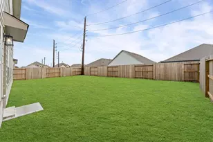 8322 Amethyst Valley Lane, Angleton, TX 77515 - Photo 22