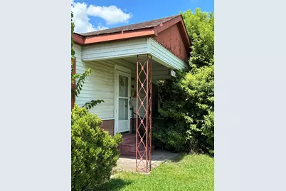 6215 Gay Street, Houston, TX 77022 - Photo 2