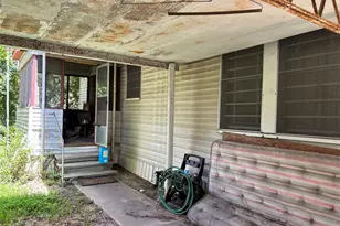 6215 Gay St, Houston, TX 77022 - Photo 4