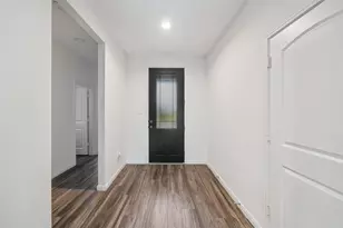 934 Youth Water Rd, Montgomery, TX 77316 - Photo 2