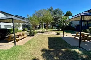 874 Yorkchester Dr, Houston, TX 77079 - Photo 22