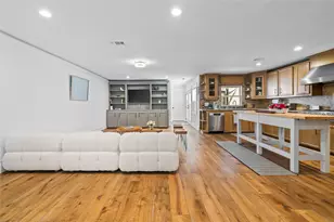 3902 Colquitt St, Houston, TX 77027 - Photo 10