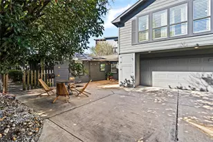 3902 Colquitt St, Houston, TX 77027 - Photo 32