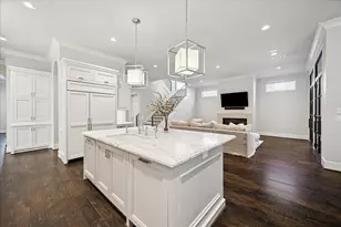 2117 Dickey Pl, Houston, TX 77019 - Photo 4