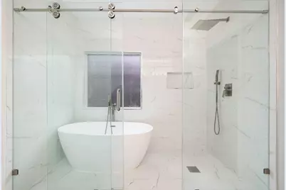 2010 Lincoln Crest Way, Sugar Land, TX 77498 - Photo 26