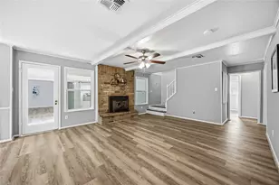 203 Wedgewood Ct, Oak Ridge North, TX 77386 - Photo 8