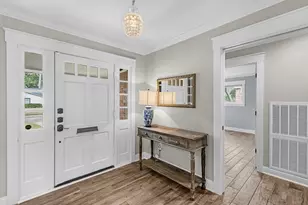 10211 Candlewood Dr, Houston, TX 77042 - Photo 4