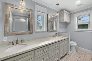 10211 Candlewood Dr, Houston, TX 77042 - Photo 20