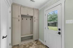 10211 Candlewood Dr, Houston, TX 77042 - Photo 28