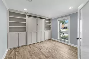 10211 Candlewood Dr, Houston, TX 77042 - Photo 26