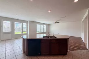 19022 Tower Rose Ct, Katy, TX 77449 - Photo 10