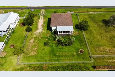 1404 Pickney Avenue, Port Bolivar, TX 77650 - Photo 40