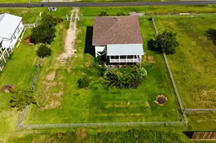 1404 Pickney Ave, Port Bolivar, TX 77650 - Photo 40