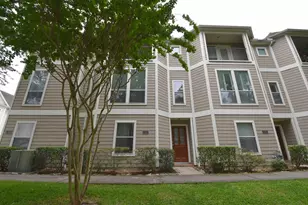 1267 W 17th St, Houston, TX 77008 - Photo 1