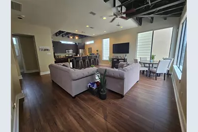 1105 W 21st Street #D, Houston, TX 77008 - Photo 8
