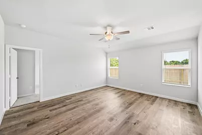 1879 Redwood Lane, Dayton, TX 77535 - Photo 10