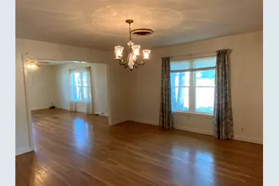 408 S Grimes Street, Giddings, TX 78942 - Photo 6