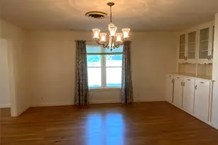 408 S Grimes St, Giddings, TX 78942 - Photo 8
