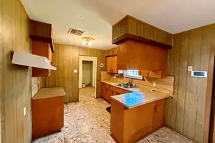 7721 Caddo Rd, Houston, TX 77016 - Photo 6