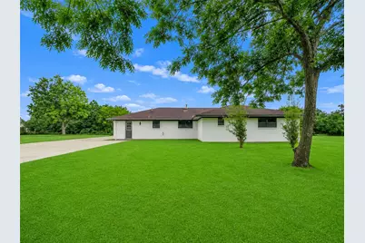 301 N Pecan Drive, Texas City, TX 77591 - Photo 22