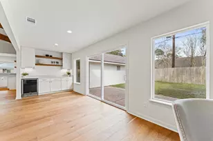 2630 Shadowdale Dr, Houston, TX 77043 - Photo 12