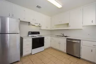 5508 Jessamine St, Houston, TX 77081 - Photo 12