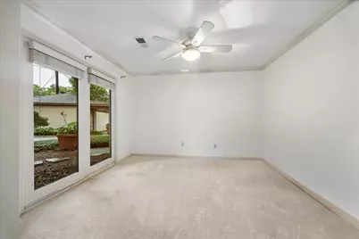 10607 Riverview Drive, Houston, TX 77042 - Photo 18