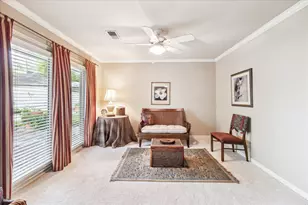 10607 Riverview Dr, Houston, TX 77042 - Photo 18