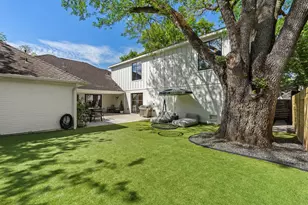 10726 Russett Dr, Houston, TX 77042 - Photo 44