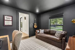 10726 Russett Dr, Houston, TX 77042 - Photo 28