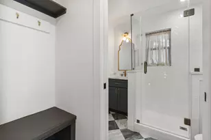 10726 Russett Dr, Houston, TX 77042 - Photo 14