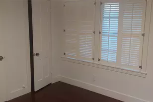 4629 Cedar Oaks Ln, Bellaire, TX 77401 - Photo 12