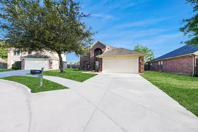 4805 E Columbary Drive, Rosenberg, TX 77471 - Photo 2