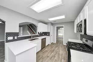4805 E Columbary Dr, Rosenberg, TX 77471 - Photo 14