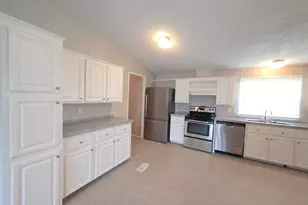 13024 Falling Oak Dr, Willis, TX 77318 - Photo 2