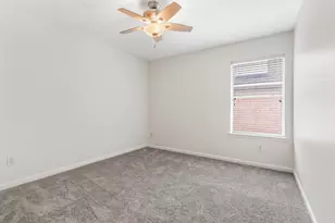 1905 Plum Falls Ln, Pearland, TX 77581 - Photo 22