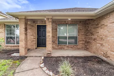 1905 Plum Falls Lane, Pearland, TX 77581 - Photo 2