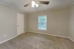 9322 Bayou Bluff Dr, Spring, TX 77379 - Photo 14